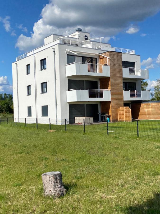 Modernes Apartment Am Hafen Mit Seeblick Grossraeschen Exterior photo